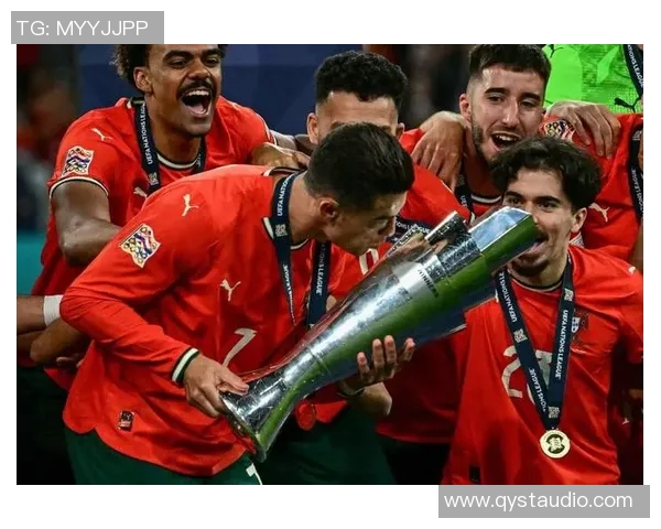 葡萄牙队足球明星的辉煌历程与成就解析