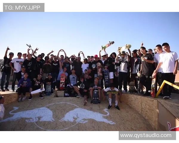 成都滑板队在世界街舞大赛中以81分稳居积分榜首位